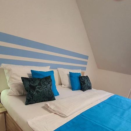 Kempf Apartments รูสท์ ภายนอก รูปภาพ